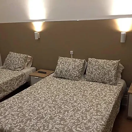 Oda ve Kahvaltı Lira Porto