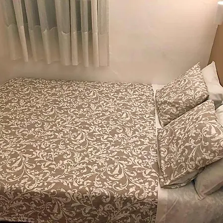 Lira Oda ve Kahvaltı
