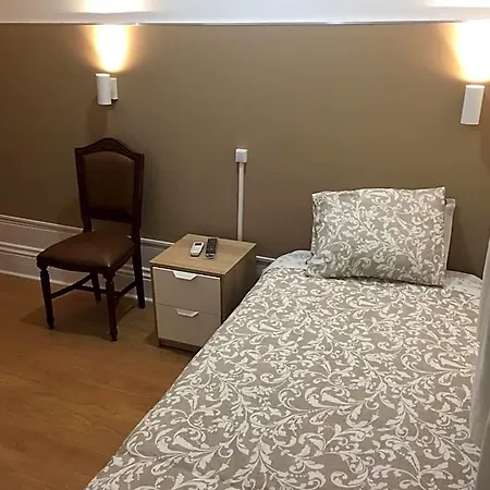 Lira Oda ve Kahvaltı Porto