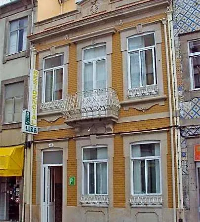 Oda ve Kahvaltı Lira 3*