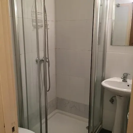 Lira Oda ve Kahvaltı 4*