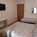 Bed and breakfast Lira 4*