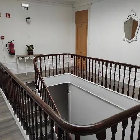 Residencial Lira - Bed and breakfast Oporto