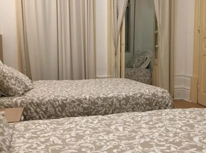 Lira Oda ve Kahvaltı Porto